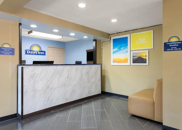 Motel: Days Inn By Wyndham Greensboro Airport