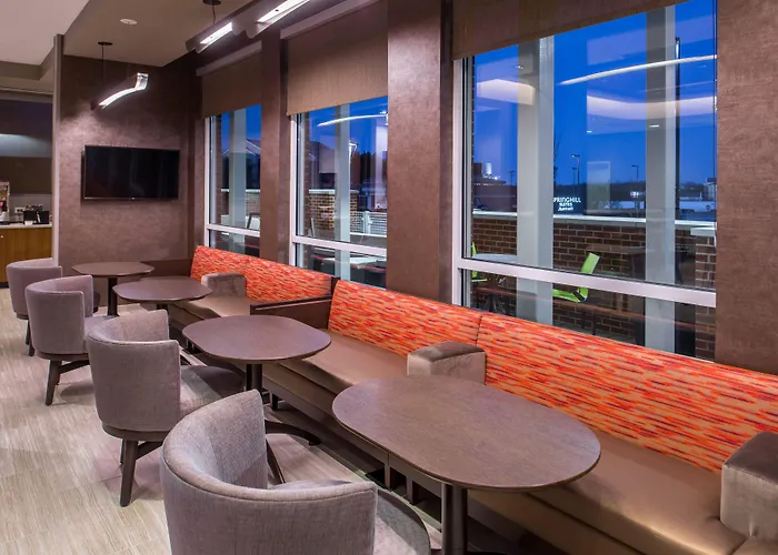 Springhill Suites By Marriott Greensboro Airport
